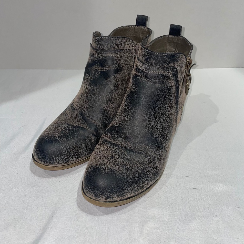 Jessica Cline Dede Ankle Boots Black Pewter Distressed Buckle Booties Women 8M
